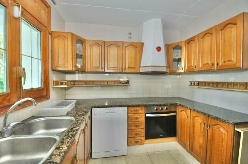 Villa Bonita With Sea View And Private Pool