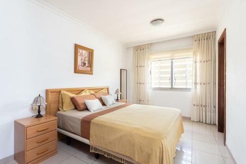Apartment With Pool In Los Cristianos