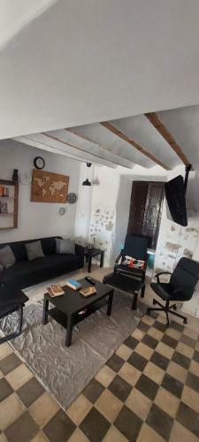 Hostal La Casa Character