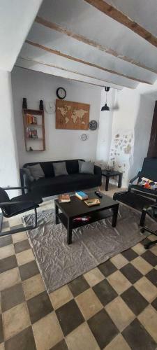 Hostal La Casa Character