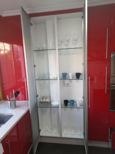 Apartamento Piso Nuevo En Moa�a