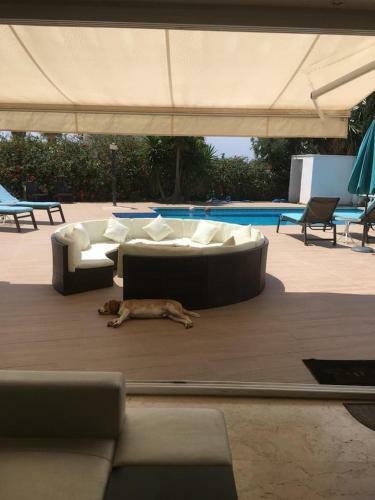 Hermosa Villa Rosalyne