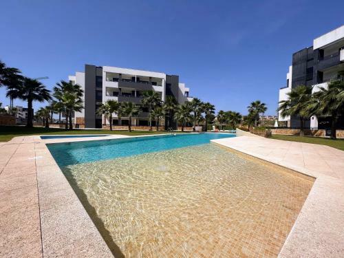 Luxury Ground Floor Apartment La2