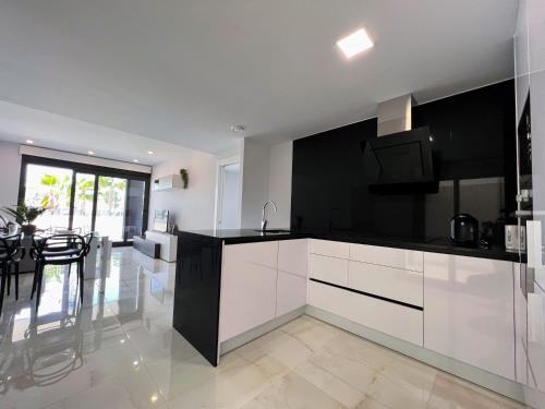 Luxury Ground Floor Apartment La2
