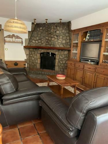 Casa Con Amplio Jard�n En Pech�n