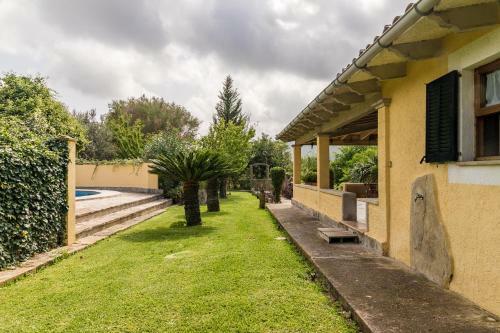 Pretty Traditional Mallorcan Villa With Nice Pool