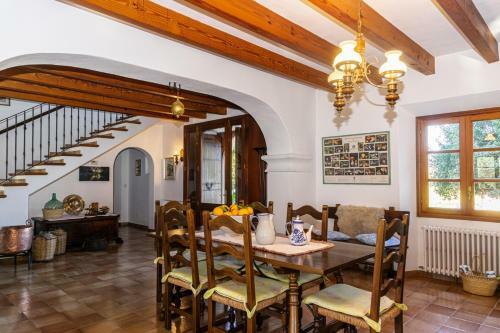 Villa With Pool In A Peaceful Location In Pollensa