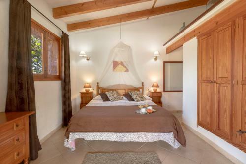 Villa With Private Pool Llosia