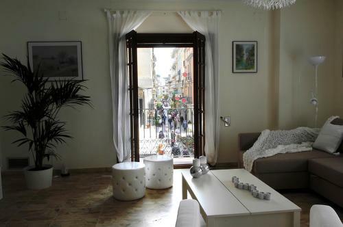Beautiful Apartment By The Sea
