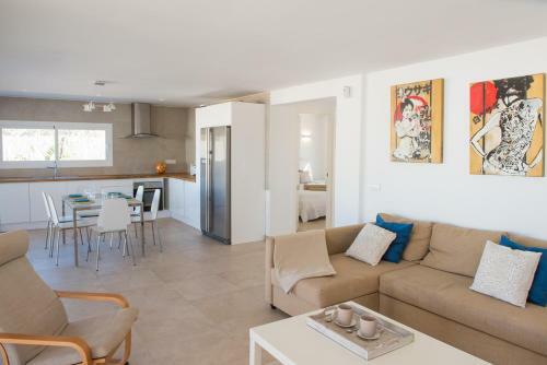 Casa Entera Sa Caleta!!