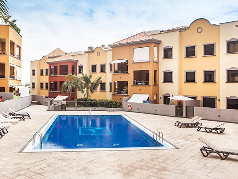 Apartment Residencial El Torre�n
