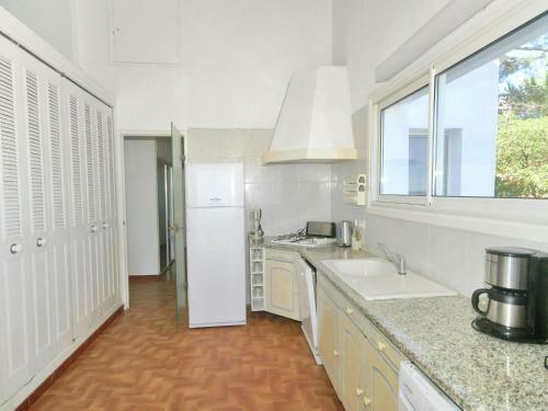 Attractive Villa In Moriani Plage At Sea