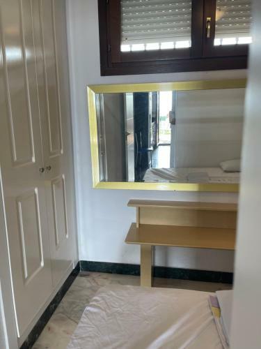 Magnifico Chalet Primera L�nea de Playa Manilva