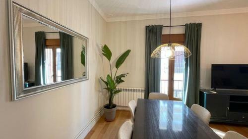 Luxury Apartment In Central Town