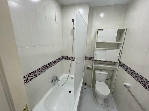 Apartamento Duplex Con Piscina Y Garaje Cerca de La Playa