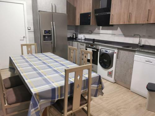 Apartamento Centro De Baracaldo, Parcela De Garaje Gratis