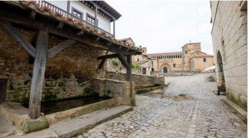 Apartamento Piso Centro Santillana Del Mar. Espectacular!!