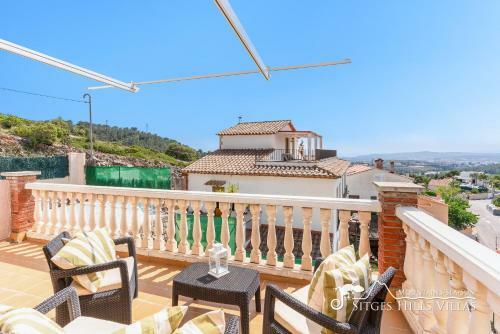 Charming Spanish Villa Private Pool / Sea Views