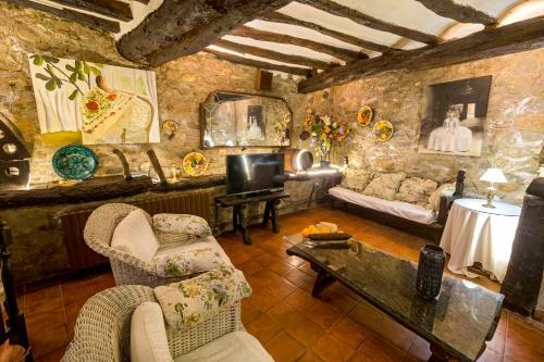 Alojamiento Completo Casa Rural Notari -12 Pax