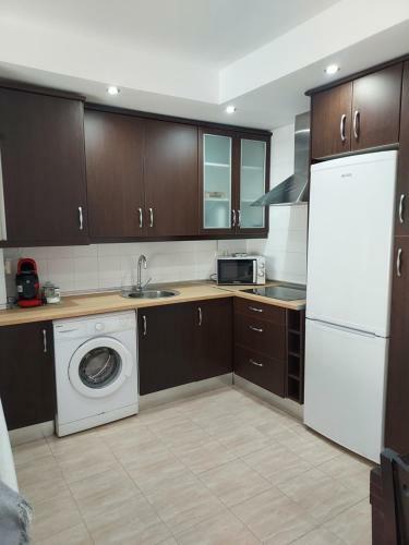 Apartamento Con Wifi Junto A La Playa Los Lances