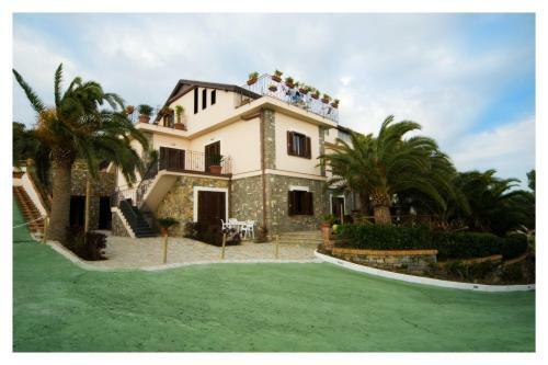 Aparthotel Villa Oasi