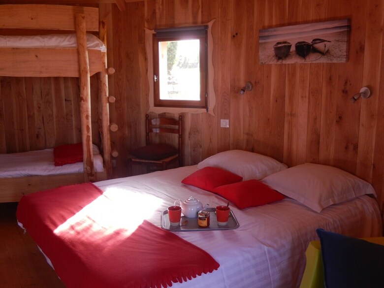 Lodge Village Flottant De Pressac