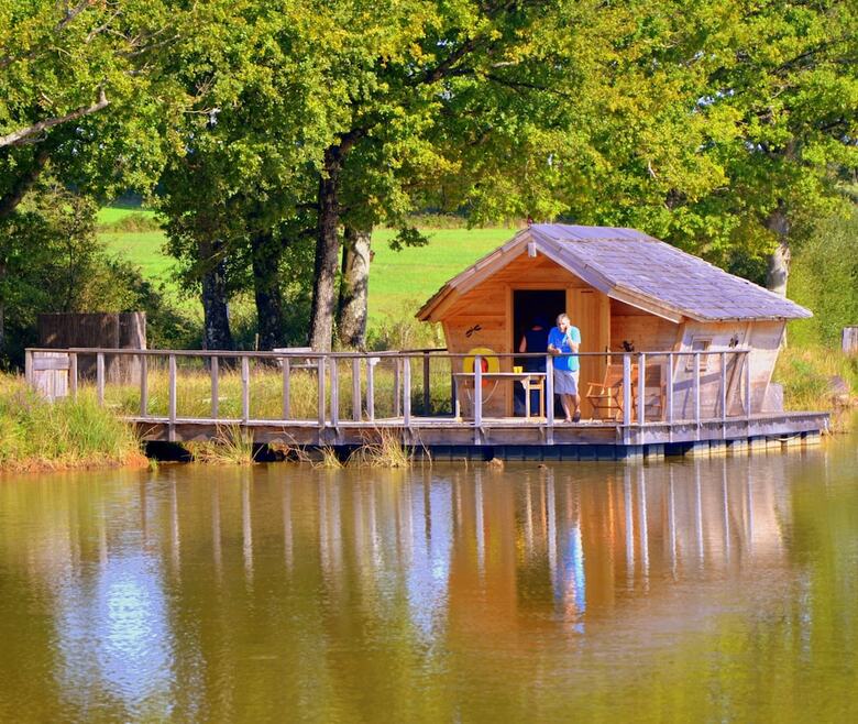 Lodge Village Flottant De Pressac