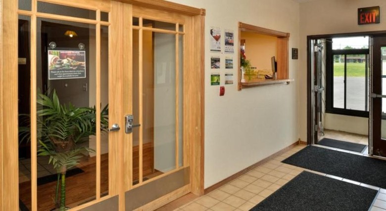 Hotel Americas Best Value Inn Marquette