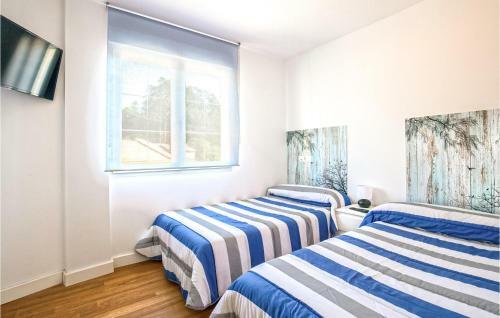 Amazing Home In Vimianzo With Wifi And 7 Bedrooms