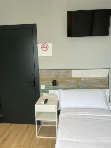 Hostal Hey Rooms