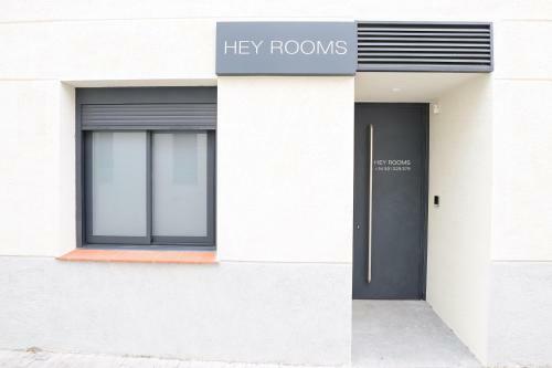 Hostal Hey Rooms