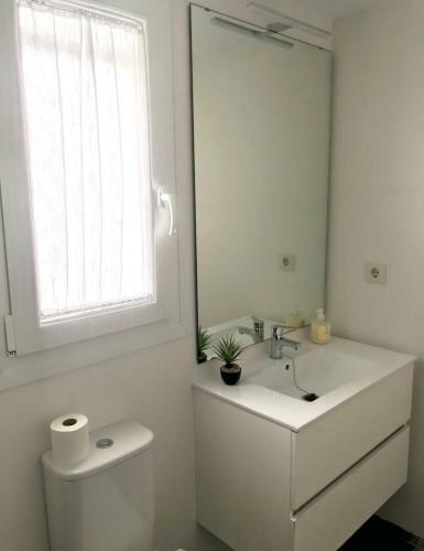 Sue�os De Zahara: Precioso Apartamento