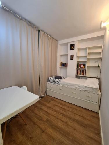 Apartamentos Dos Torres Tolkien