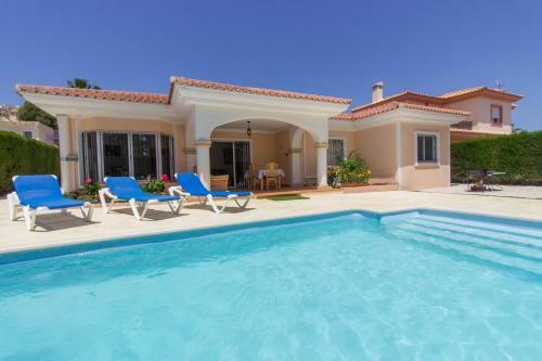 Villa Oranges