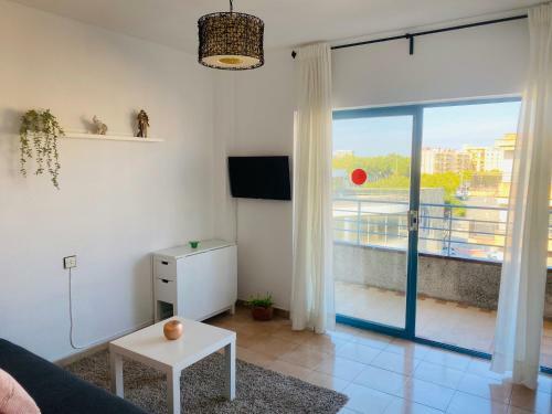 Apartamento Con Balc�n Y Piscina