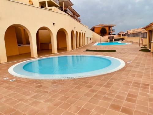 Belle Vue Triplex Apartment On The Hill
