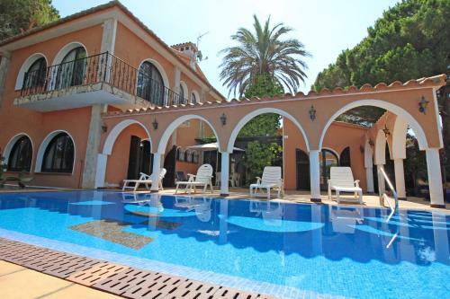 Apart-rent Villa Requesens