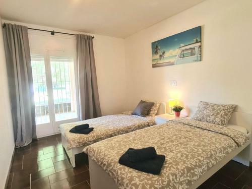 Cozy House In S'agar� (1)