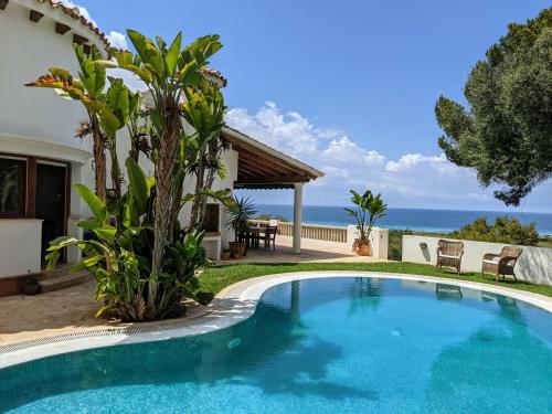 Exclusive Son Bou Villa With Sprawling Sea Views