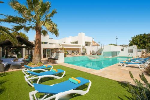 Villa La Cala Playa By Villa Plus