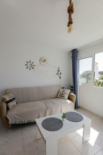 Apartamentos Aloha Delfimar