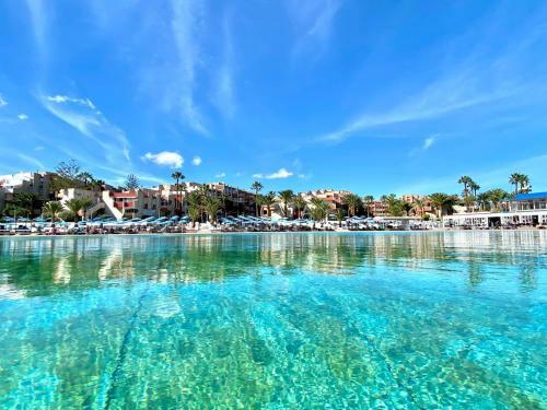 Apartment With Pool View, Wifi En Costa Del Silencio