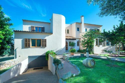 Villa Garrovers By Villa Plus