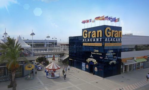 Apartamento Vacacional Gran Alacant, Urb Creta 80.
