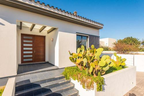 Villa Sea View By Villa Plus