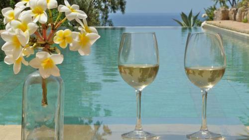 Villa Albaida 4. Paradise By The Sea. Infinity Pool. Amazing