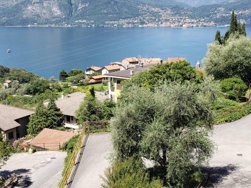 Lake Como View Apartment In Perledo