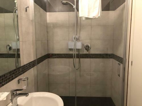Vinsea Hotel