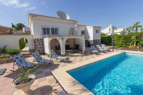 Villa Yolanda