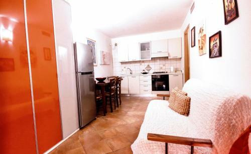 Honeymoon Apartment